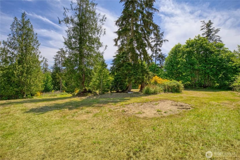 Property photo for 8924 Ne Broughton Court, Hansville photo 12