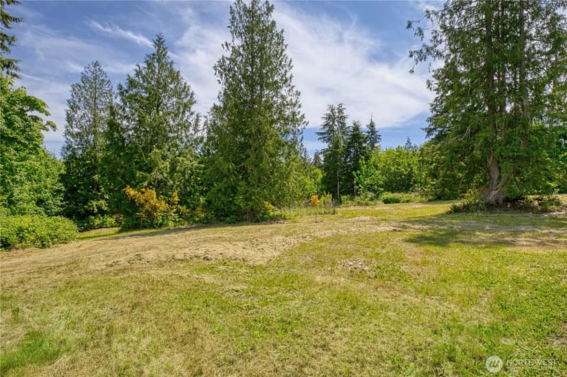 Property photo for 8924 Ne Broughton Court, Hansville photo 11