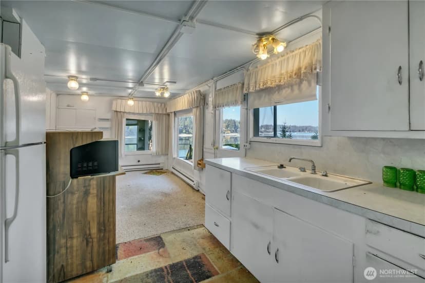Property photo for 6614 156th Avenue Sw, Longbranch photo 9