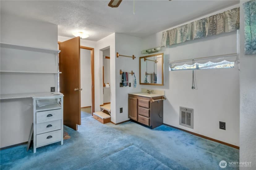 Property photo for 6614 156th Avenue Sw, Longbranch photo 15