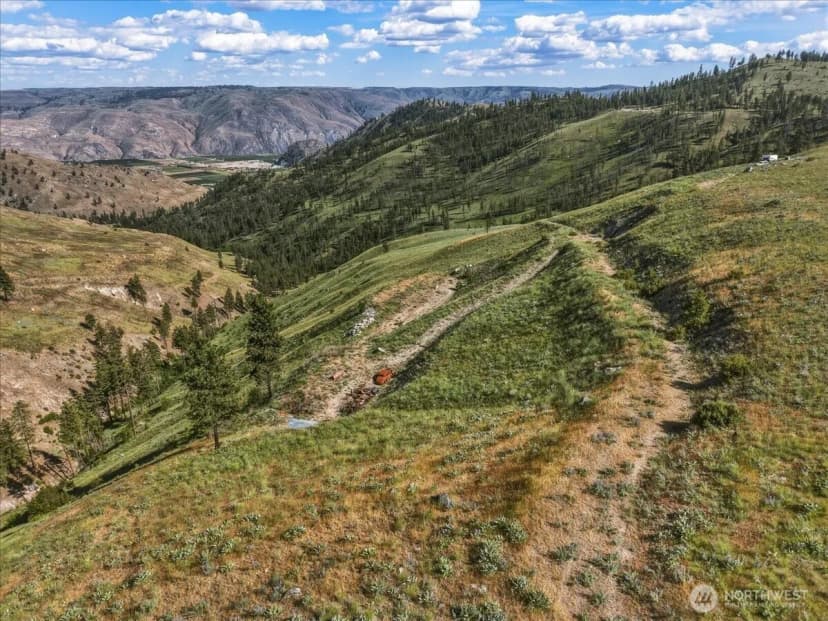 Property photo for 6575 Union Valley Road, Chelan