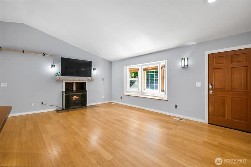 Property photo for 5827 176th Drive Se, Snohomish photo 14