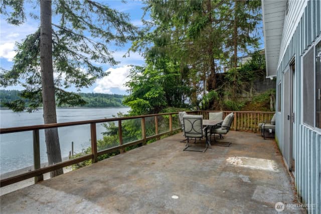 Property photo for 415 E Herron Boulevard Nw, Lakebay photo 5