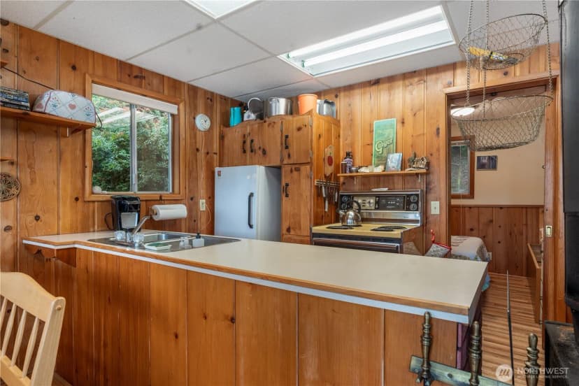 Property photo for 415 E Herron Boulevard Nw, Lakebay photo 9