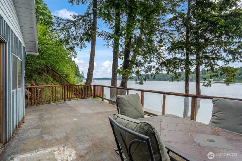 Property photo for 415 E Herron Boulevard Nw, Lakebay photo 4