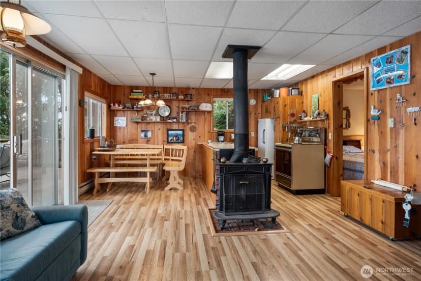 Property photo for 415 E Herron Boulevard Nw, Lakebay photo 7