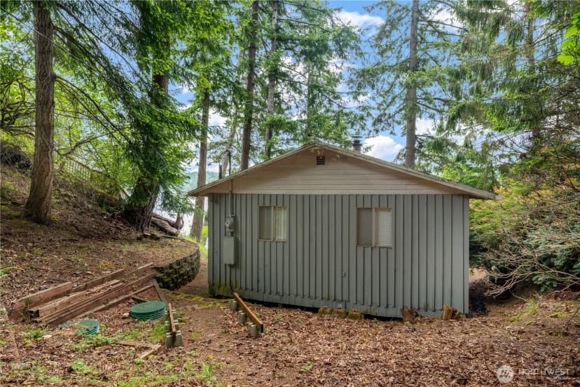Property photo for 415 E Herron Boulevard Nw, Lakebay photo 18