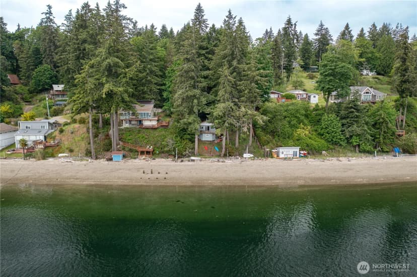 Property photo for 415 E Herron Boulevard Nw, Lakebay photo 24