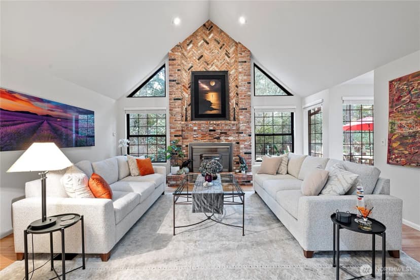 Property photo for 11303 Tower Road Sw, Lakewood photo 9