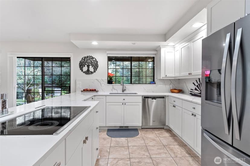 Property photo for 11303 Tower Road Sw, Lakewood photo 14
