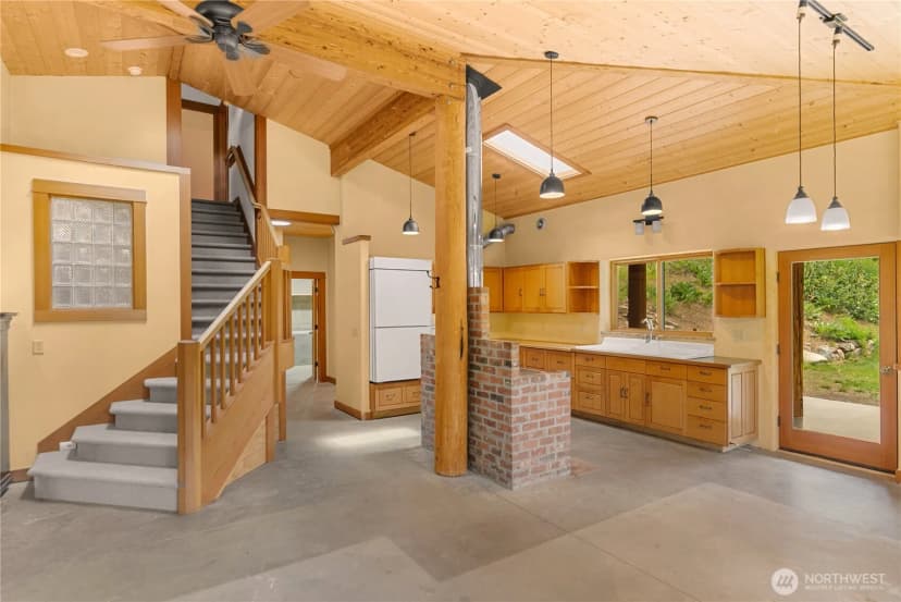 Property photo for 12 Tuckaway Road, Twisp photo 6