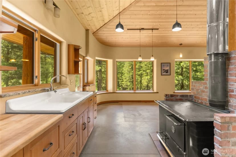 Property photo for 12 Tuckaway Road, Twisp photo 36