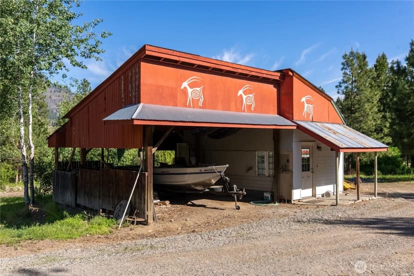 Property photo for 2621 Hwy 153, Twisp photo 38