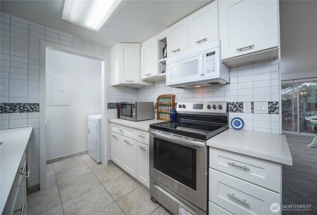 Property photo for 16817 Larch Way #d206, Lynnwood photo 4