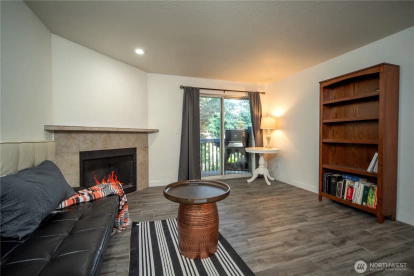 Property photo for 16817 Larch Way #d206, Lynnwood photo 14