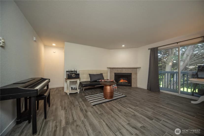 Property photo for 16817 Larch Way #d206, Lynnwood photo 20