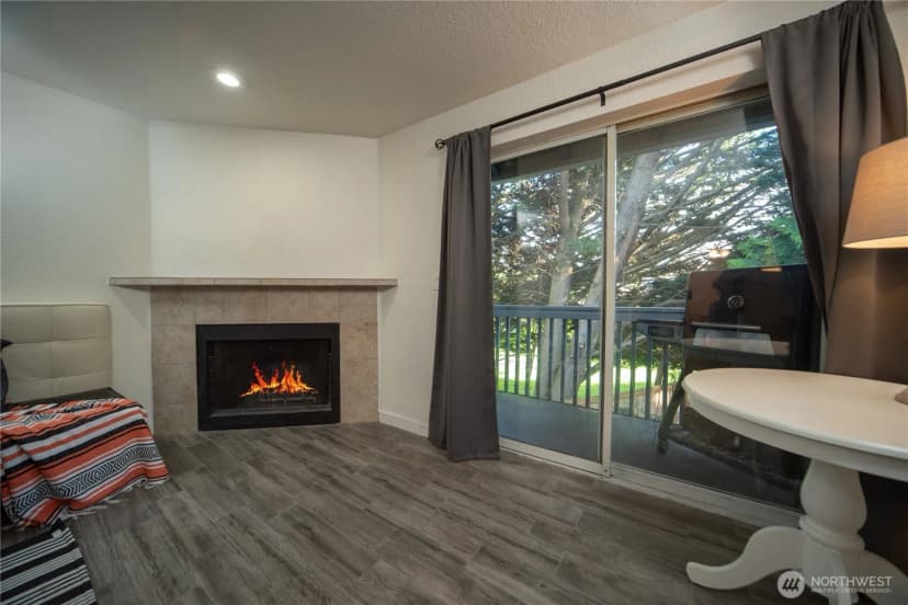 Property photo for 16817 Larch Way #d206, Lynnwood photo 13
