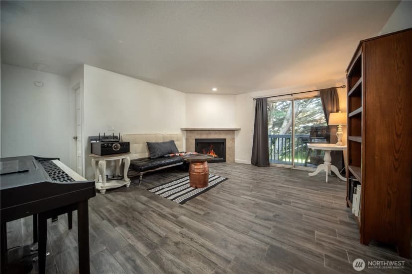 Property photo for 16817 Larch Way #d206, Lynnwood photo 11