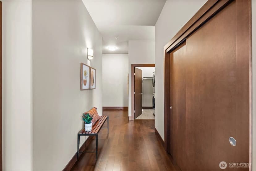 Property photo for 4005 Ne 3rd Place #e, Renton photo 16