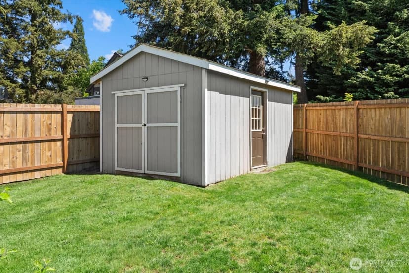 Property photo for 3715 Ne 10th Court, Renton photo 30