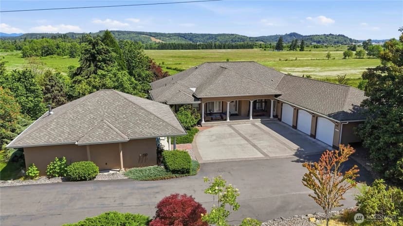 Property photo for 1507 S Scheuber Road, Centralia