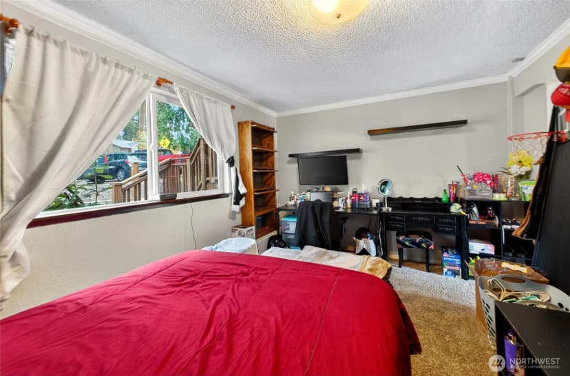 Property photo for 4216 W Tapps Drive E, Lake Tapps photo 22
