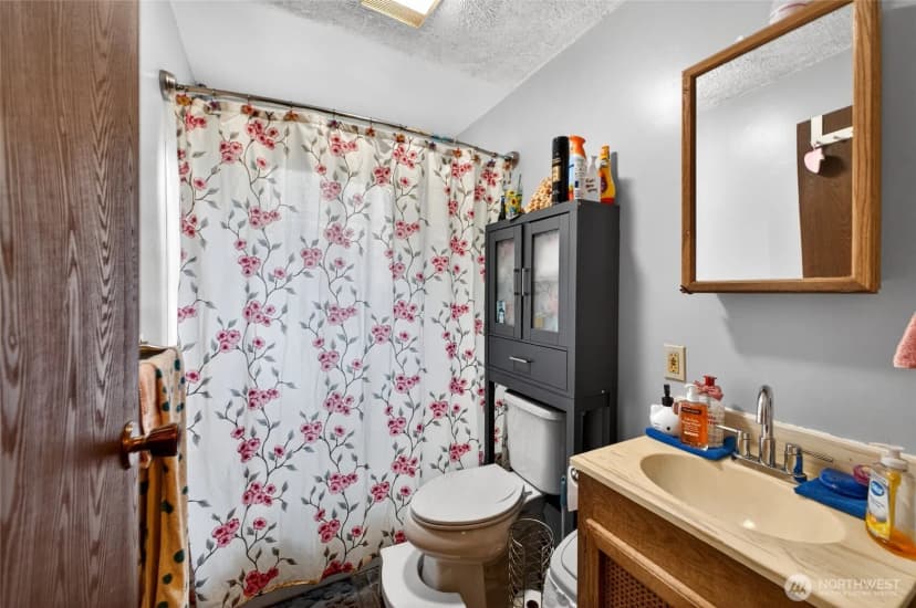 Property photo for 4216 W Tapps Drive E, Lake Tapps photo 20