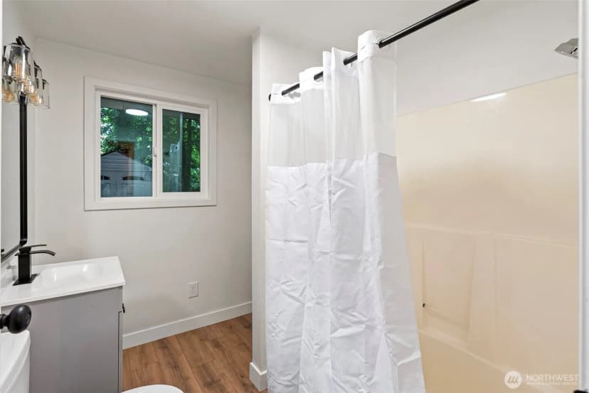 Property photo for 19111 19th St Sw, Lakebay photo 10
