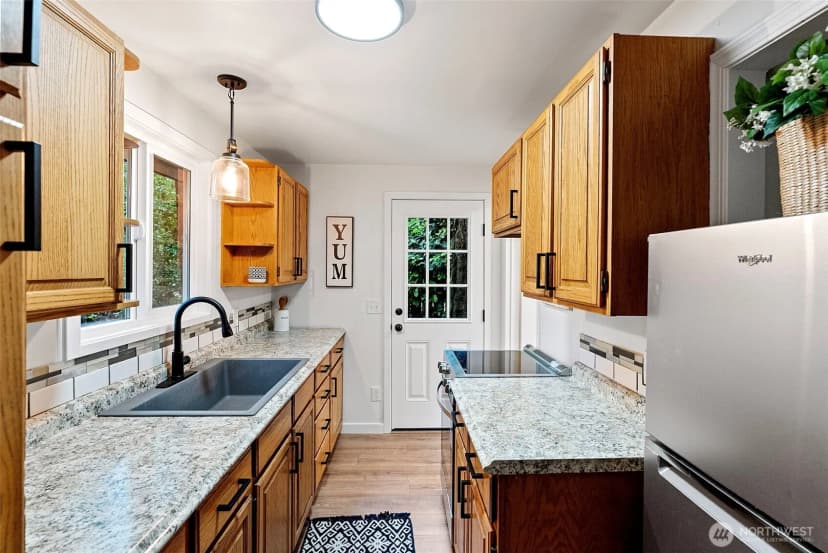 Property photo for 19111 19th St Sw, Lakebay photo 8
