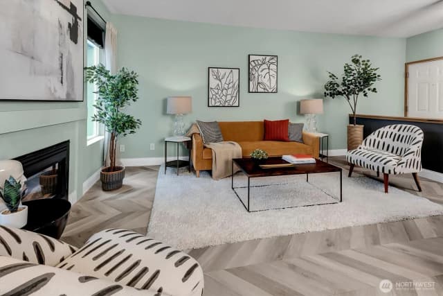 Property photo for 10825 Se 200th Street #e202, Kent photo 4