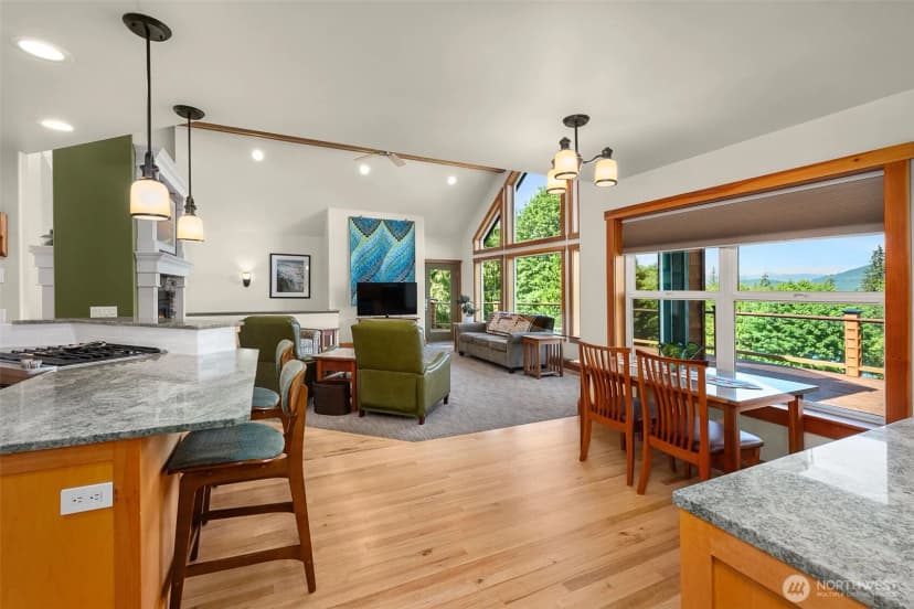 Property photo for 16480 Mountain View Road, Mount Vernon photo 15