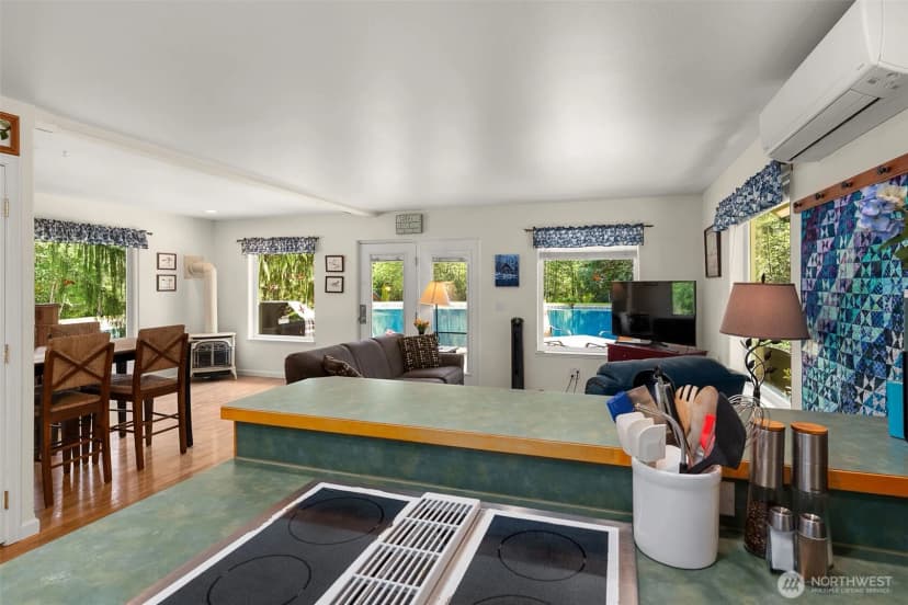 Property photo for 16480 Mountain View Road, Mount Vernon photo 33