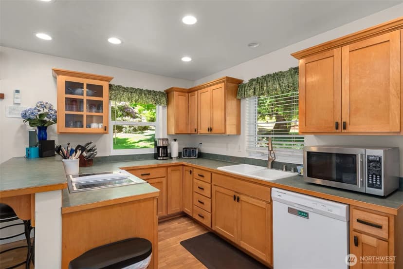 Property photo for 16480 Mountain View Road, Mount Vernon photo 32