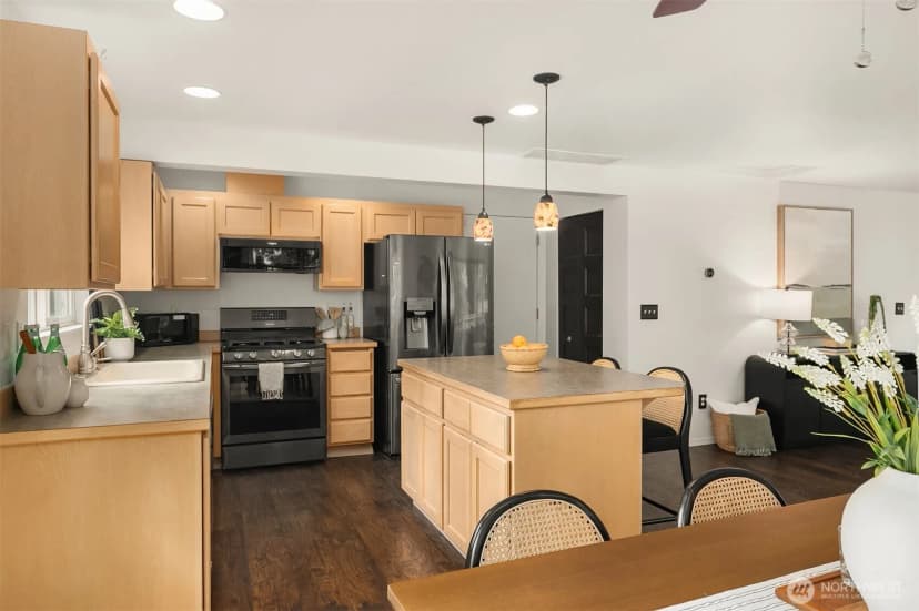 Property photo for 18430 134th Place Ne, Woodinville photo 10
