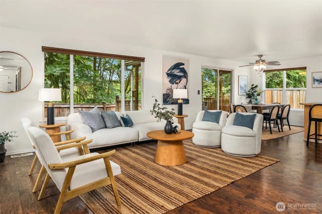 Property photo for 18430 134th Place Ne, Woodinville photo 4