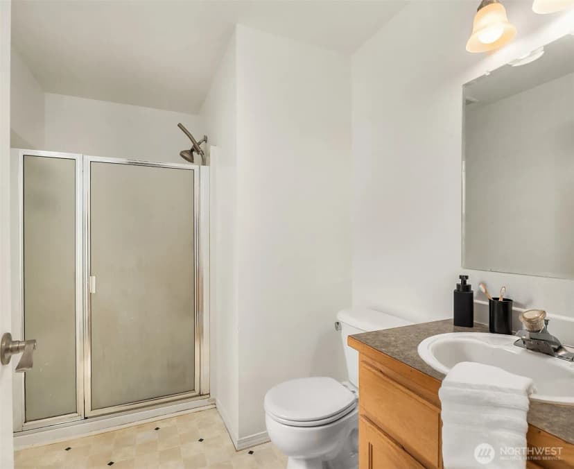 Property photo for 18430 134th Place Ne, Woodinville photo 17