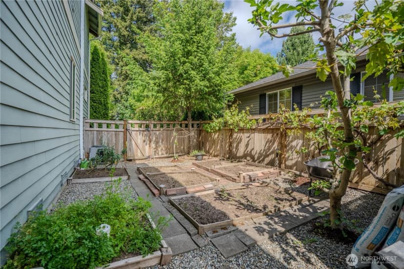 Property photo for 1929 65th Avenue Se, Tumwater photo 21
