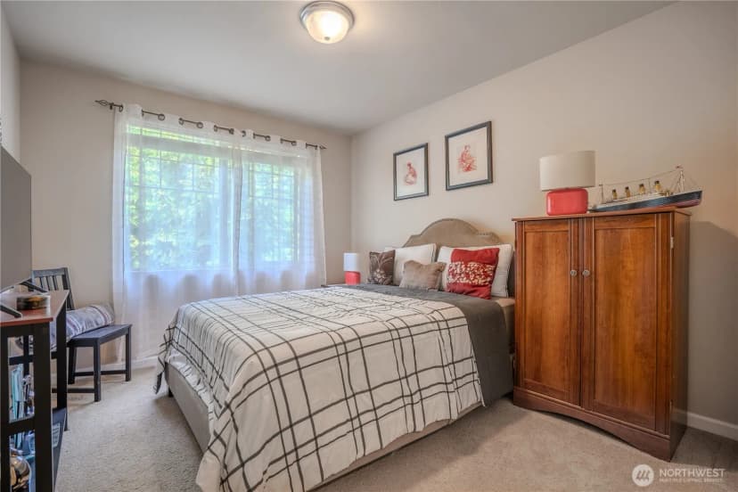 Property photo for 1929 65th Avenue Se, Tumwater photo 14