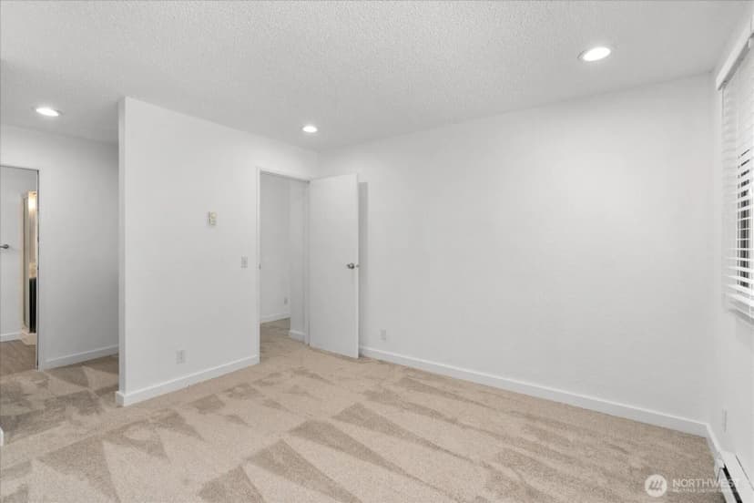 Property photo for 12517 Ne 23rd Place #a3, Bellevue photo 23