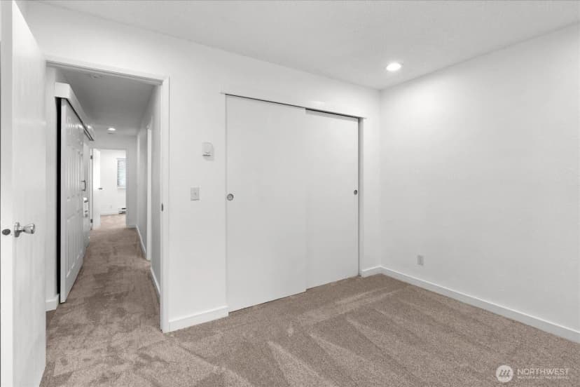 Property photo for 12517 Ne 23rd Place #a3, Bellevue photo 26