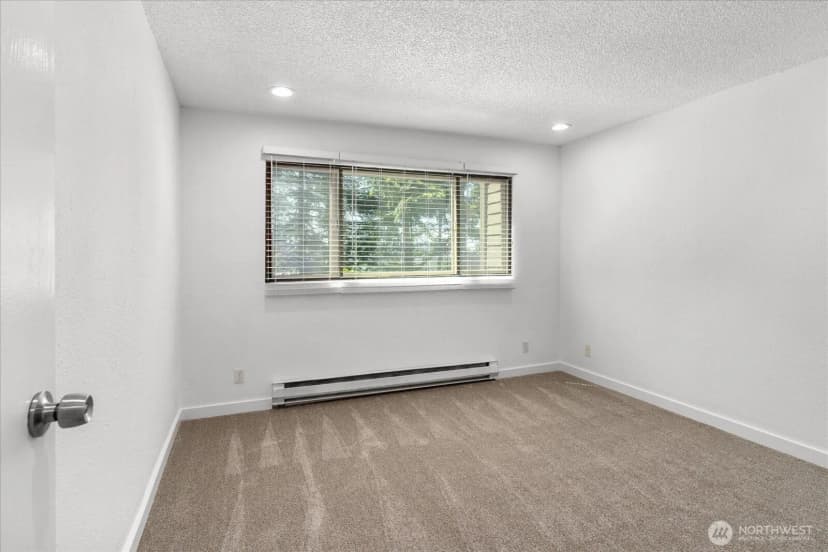 Property photo for 12517 Ne 23rd Place #a3, Bellevue photo 27