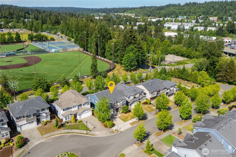Property photo for 13424 Little Bear Creek Place, Woodinville photo 32