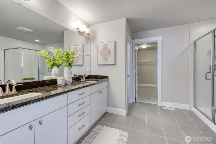 Property photo for 13424 Little Bear Creek Place, Woodinville photo 19