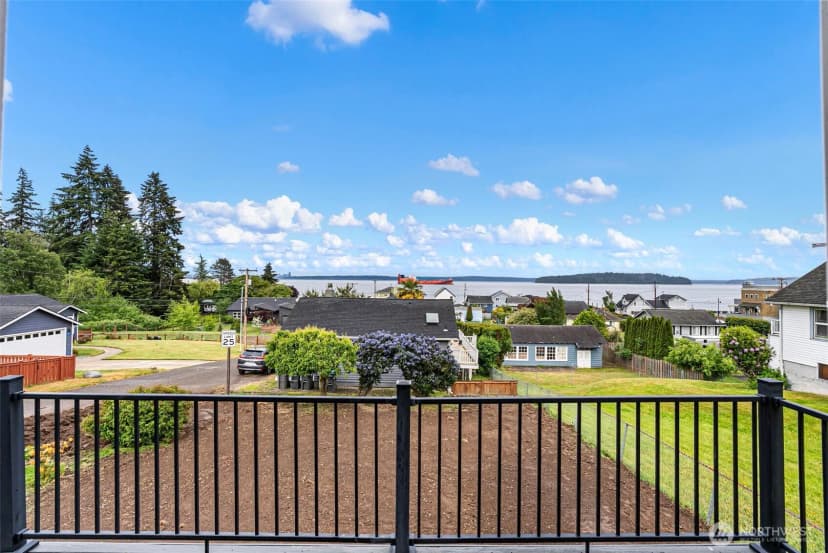 Property photo for 8016 E Daniels Loop, Port Orchard photo 24