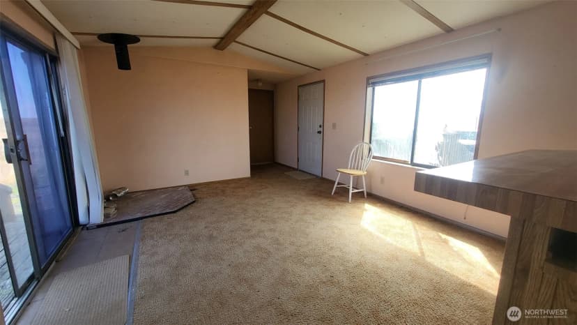 Property photo for 2750 Ne Rd 16, Soap Lake photo 9