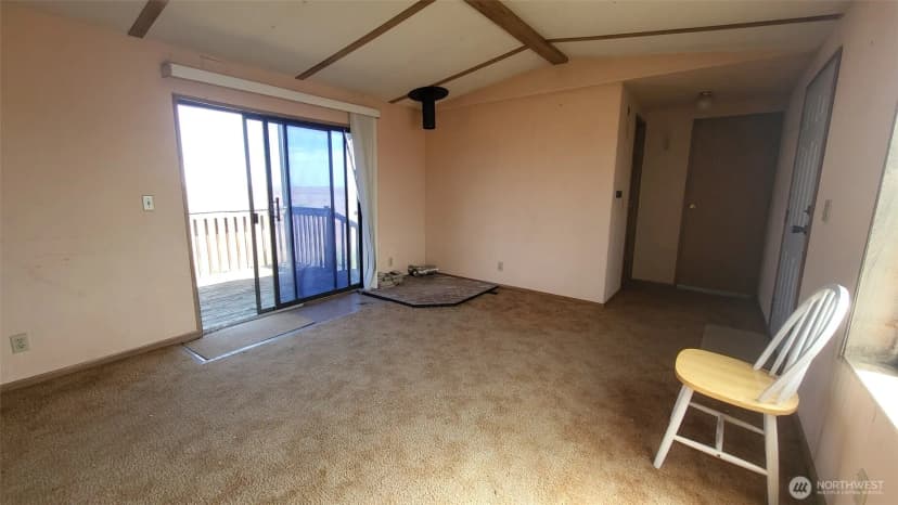 Property photo for 2750 Ne Rd 16, Soap Lake photo 10