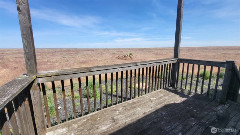 Property photo for 2750 Ne Rd 16, Soap Lake photo 15
