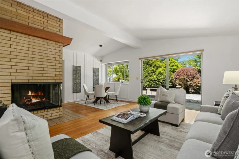 Property photo for 8210 Se 36th Street, Mercer Island photo 7