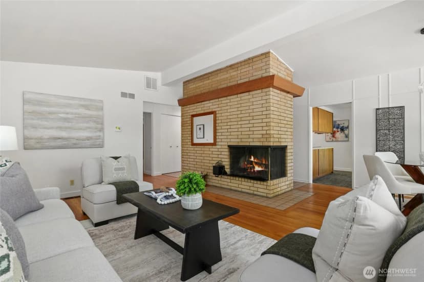 Property photo for 8210 Se 36th Street, Mercer Island photo 5