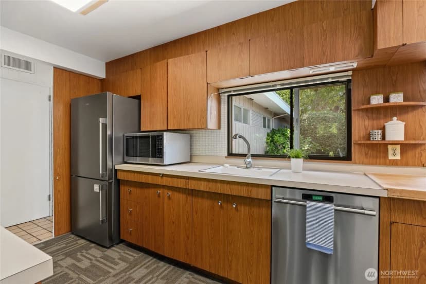 Property photo for 8210 Se 36th Street, Mercer Island photo 19